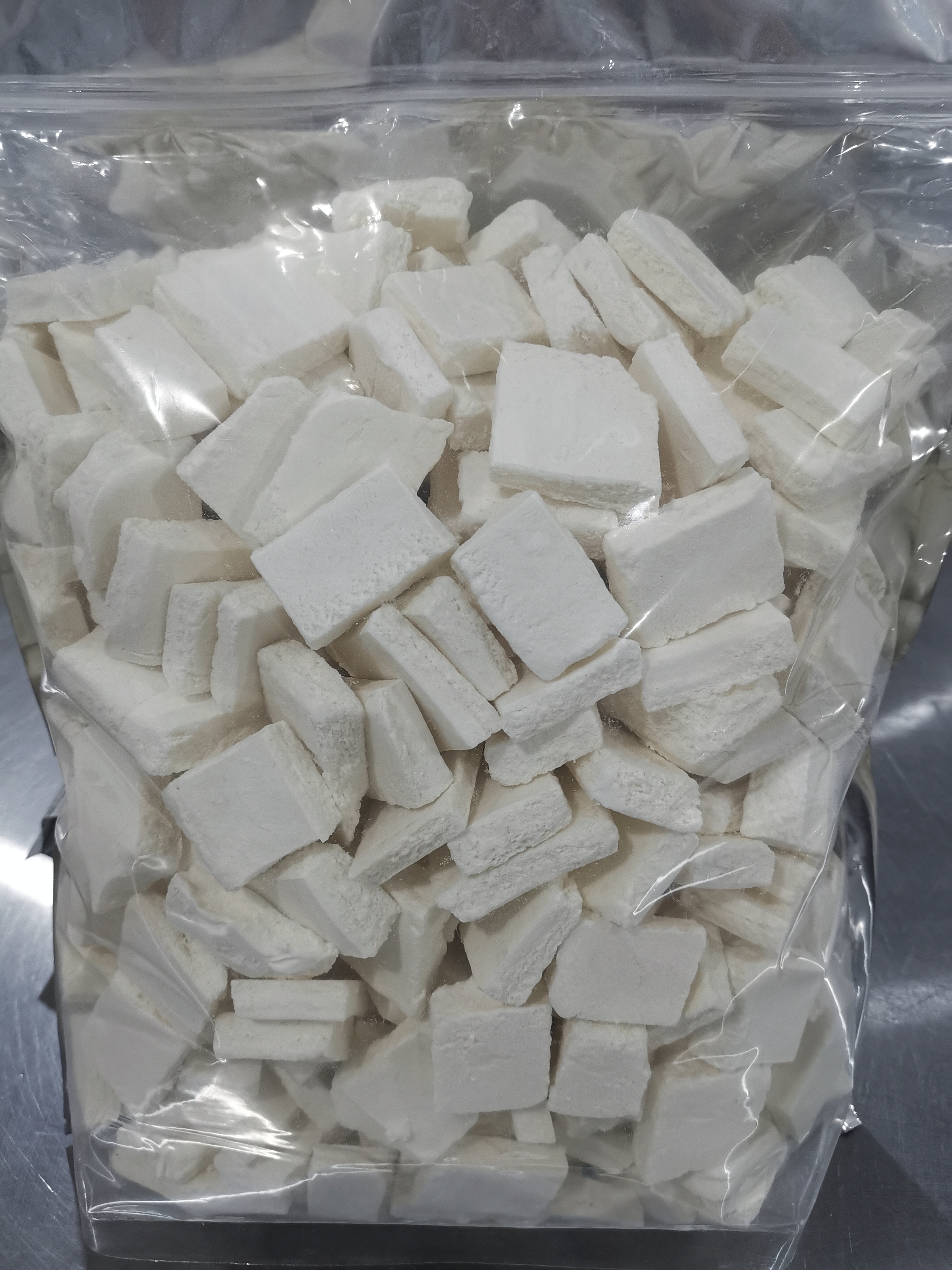 بستنی خشک با طعم وانیل